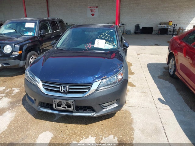 1HGCR2F54EA215871 Honda k24w1