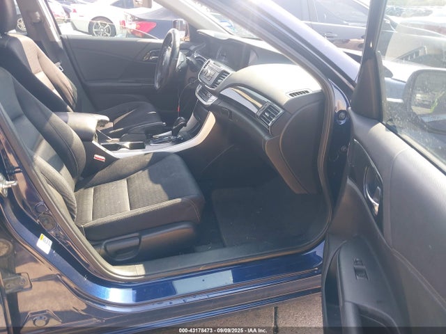 1HGCR2F54EA215871 Honda k24w1