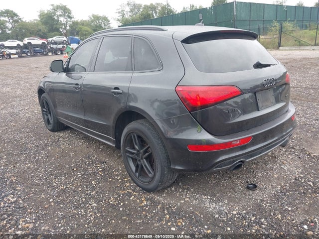 2014 AUDI Q5 WA1DGAFP7EA010933 Photo 2