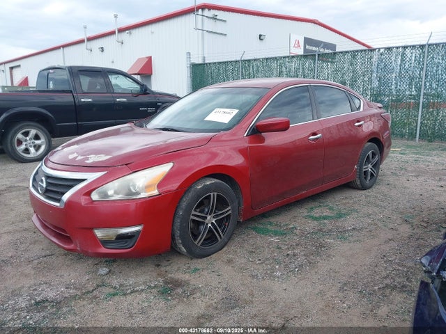 Nissan 2015 2015 1N4AL3AP3FC193881 Image 2