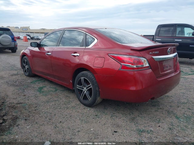Nissan 2015 2015 1N4AL3AP3FC193881 Image 3