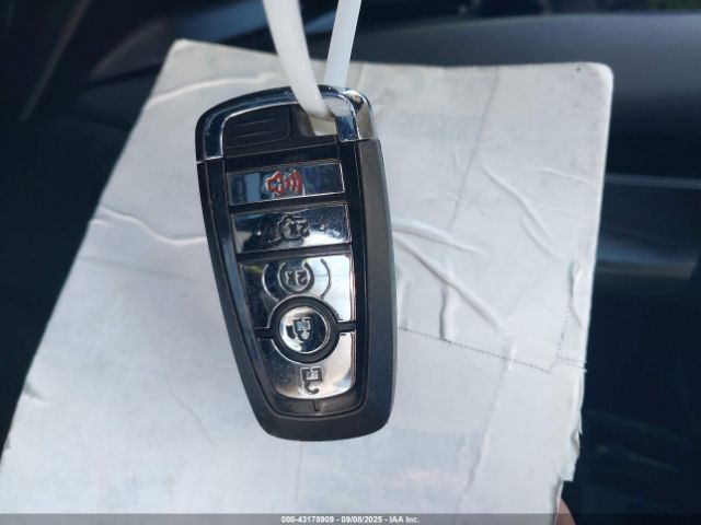 2023 LINCOLN NAUTILUS 2LMPJ6J98PBL17996 Photo 10