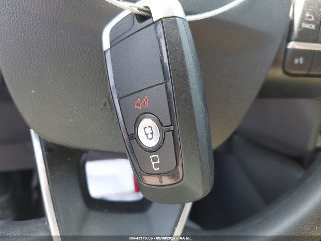 1FMCU0BZXMUA69074 Ford hev/phev
