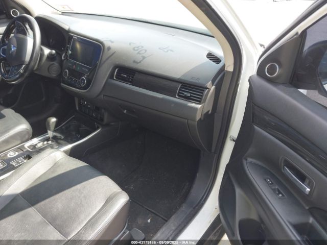 2017 MITSUBISHI OUTLANDER JA4AZ3A35HZ025353 Photo 4