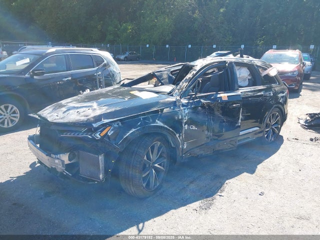 2022 AUDI SQ7 WA1AWBF78ND004715 Photo 1
