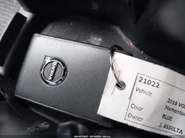 YV4A22PK1K1474731 Volvo b4204ts (hp)