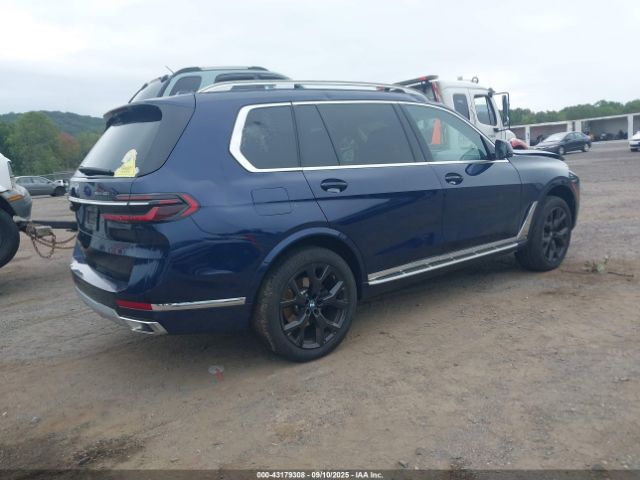 2025 BMW X7 5UX23EM05S9W73161 Photo 3
