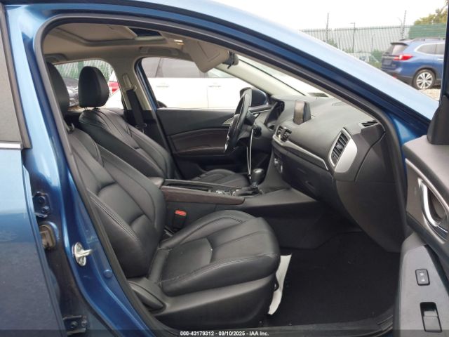 2017 MAZDA MAZDA3 3MZBN1V74HM116314 Photo 4