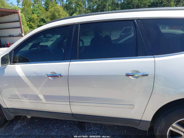 1GNKRHKD1FJ158676 Chevrolet llt