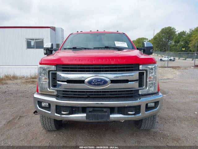 43179393 :رقم المزاد ، 1FT7W2BT0HEF45159 vin ، 2017 Ford F-250 Xlt مزاد بيع