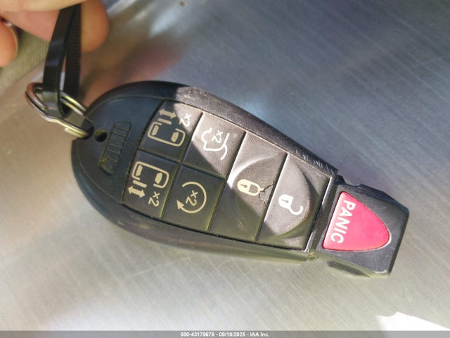 2C4RDGEGXHR799653 Dodge Grand Caravan