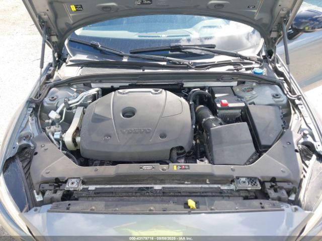 2021 VOLVO S60 7JR102FZXMG123017 Photo 9