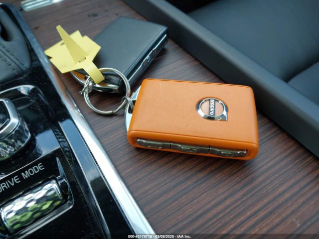 2021 VOLVO S60 7JR102FZXMG123017 Photo 10