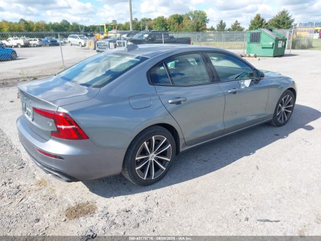 2021 VOLVO S60 7JR102FZXMG123017 Photo 3