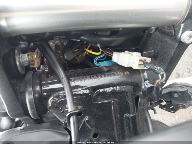 MLHJC9210P5107758 Honda Jc92e-6100001