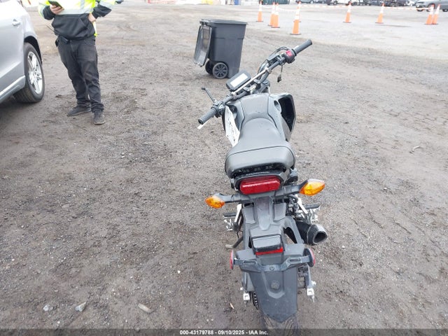 MLHJC9210P5107758 Honda Jc92e-6100001