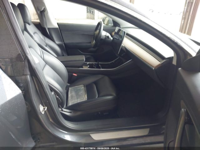 2018 TESLA MODEL 3 5YJ3E1EB0JF119149 Photo 4