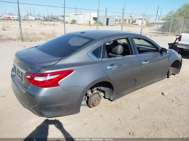 1N4AL3AP8HC245556 Nissan Altima 2.5 Sl