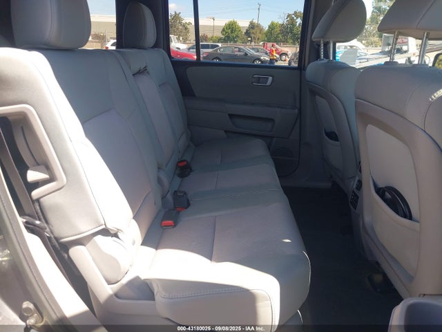 Honda j35z4 2015 5FNYF4H33FB072747 Image 8