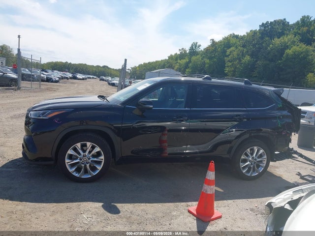 43180114 :رقم المزاد ، 5TDYARAH2PS519034 vin ، 2023 Toyota Highlander Hybrid Limited مزاد بيع