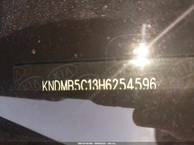KNDMB5C13H6254596 KIA Sedona