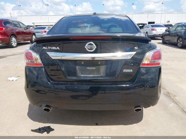 Nissan Altima 2015 1N4AL3AP3FC573285 Image 17