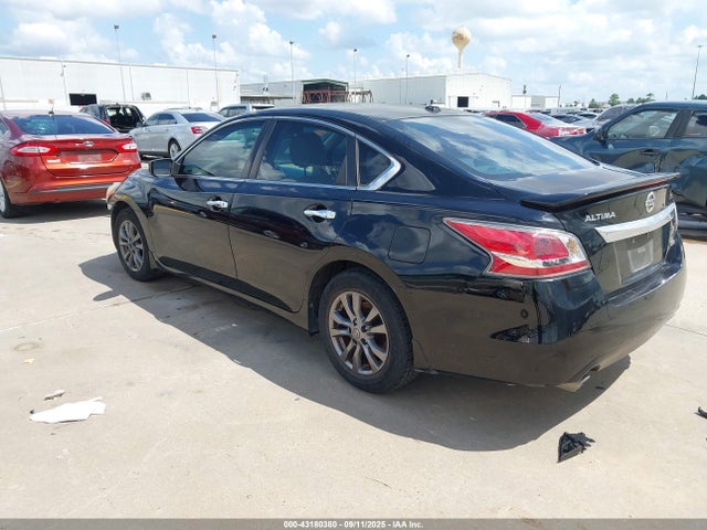 Nissan Altima 2015 1N4AL3AP3FC573285 Image 3