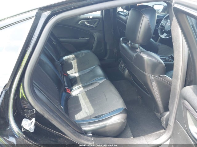 Aukcja sprzedaży 2015 Chrysler 200 S, vin: 1C3CCCBB9FN537163, numer aukcji: 43180386