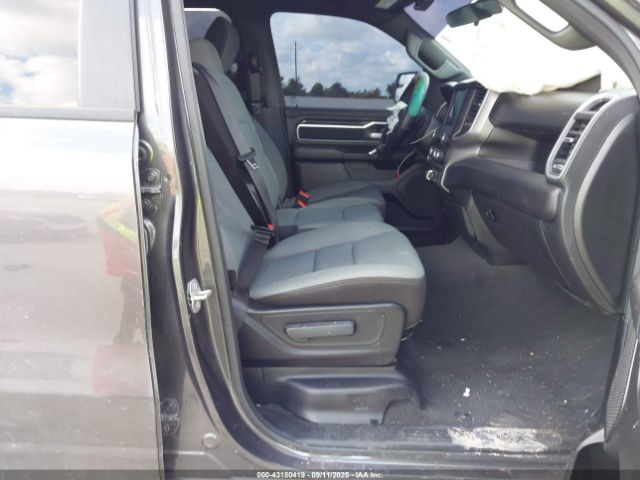 2023 RAM 1500 1C6RREBT6PN619885 Photo 4