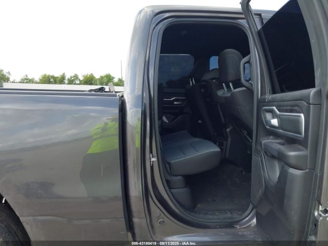 2023 RAM 1500 1C6RREBT6PN619885 Photo 7