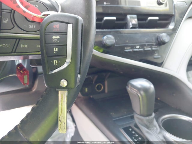 4T1G11AK8MU491008 Toyota a25a-fks