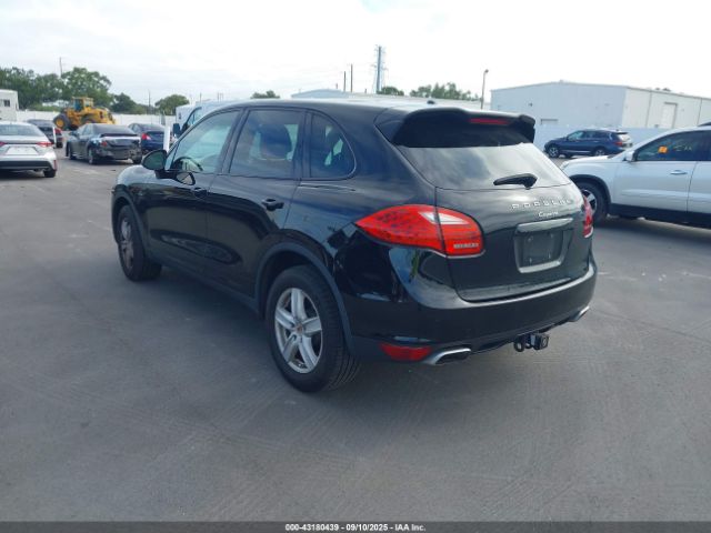 2013 PORSCHE CAYENNE WP1AF2A28DLA39257 Photo 2