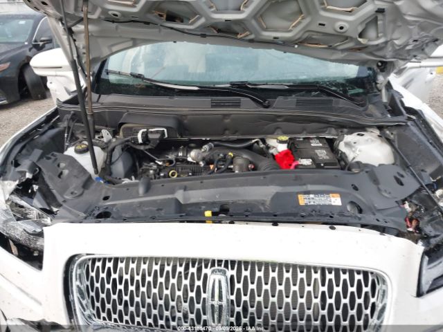 2023 LINCOLN NAUTILUS 2LMPJ8J93PBL29758 Photo 9