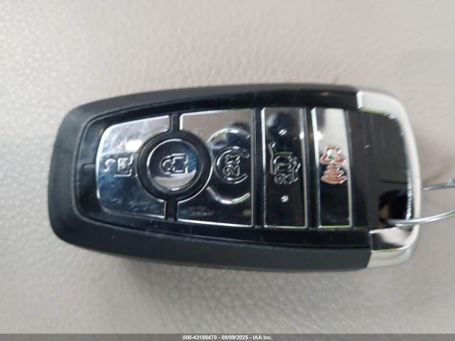 2023 LINCOLN NAUTILUS 2LMPJ8J93PBL29758 Photo 10