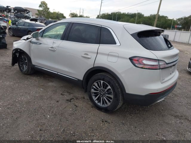 2023 LINCOLN NAUTILUS 2LMPJ8J93PBL29758 Photo 2