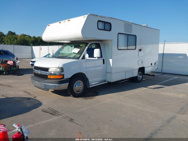 2013 CHEVROLET EXPRESS CUTAWAY 1GB6G5CG6D1133202 Photo 1