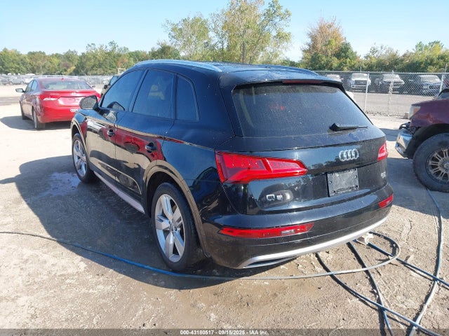 2018 AUDI Q5 WA1ANAFY4J2002391 Photo 2