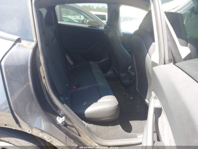 2025 TESLA MODEL Y 7SAYGDEF7SA371602 Photo 7