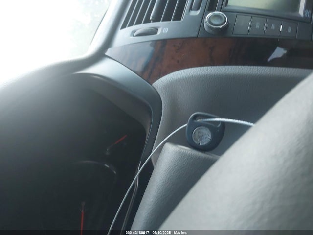 2007 CADILLAC DTS 1G6KD57947U236350 Photo 10