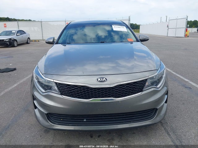 43180734 :رقم المزاد ، 5XXGT4L30JG190157 vin ، 2018 Kia Optima Lx مزاد بيع