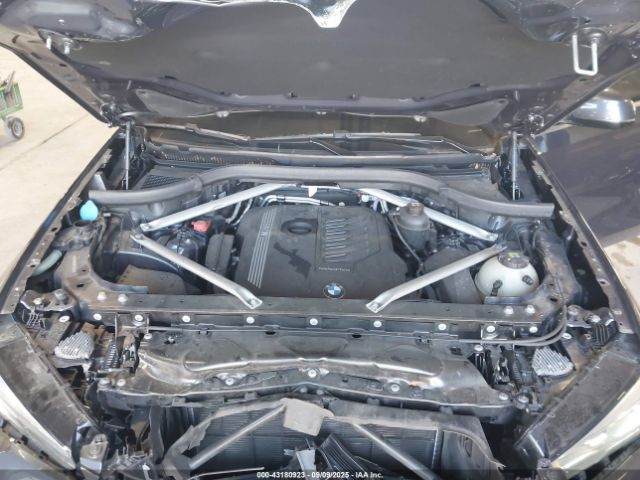 2021 BMW X6 5UXCY6C06M9F65523 Photo 9