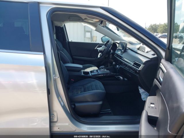 2022 MITSUBISHI OUTLANDER JA4J3UA87NZ026468 Photo 4