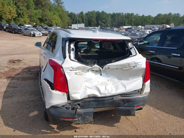 2017 CADILLAC XT5 1GYKNARS9HZ262511 Photo 5