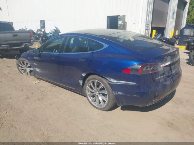 2018 TESLA MODEL S 5YJSA1E24JF261107 Photo 2