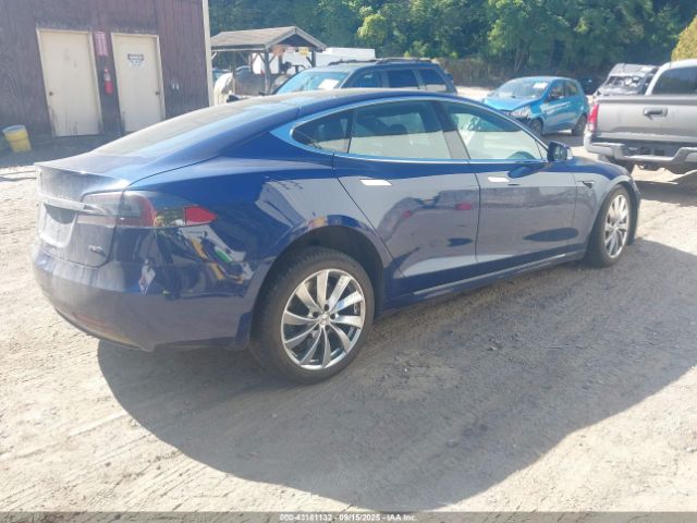 2018 TESLA MODEL S 5YJSA1E24JF261107 Photo 3