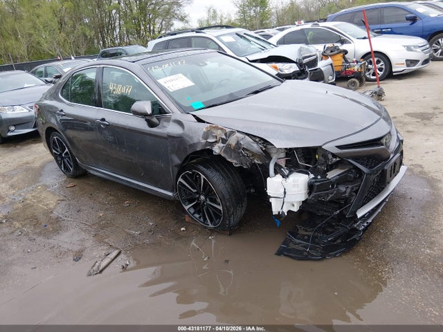 2018 TOYOTA CAMRY 4T1B61HK6JU125979