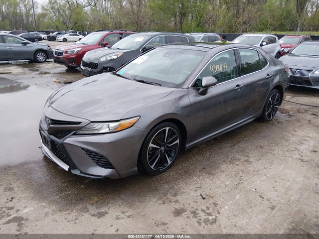 2018 TOYOTA CAMRY 4T1B61HK6JU125979 Photo 1