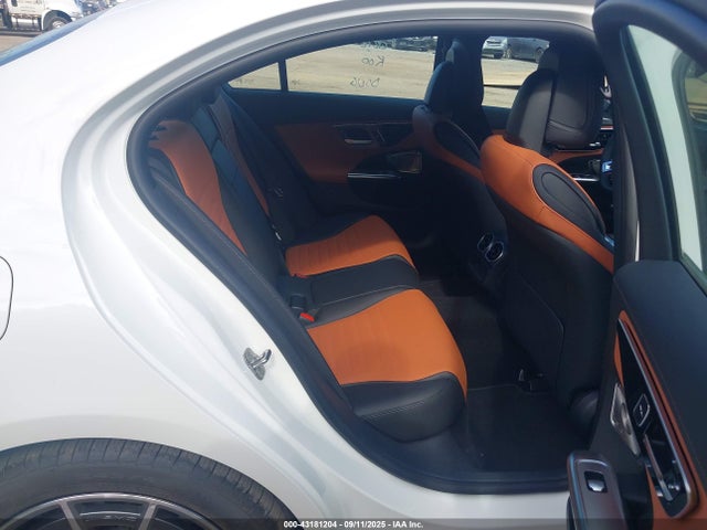W1KAF8HB0SR260278 Mercedes-Benz m139