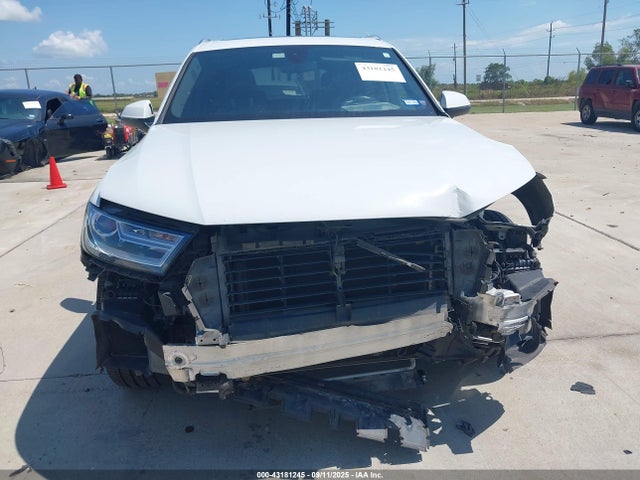 2018 AUDI Q7 WA1LAAF71JD011615 Photo 5