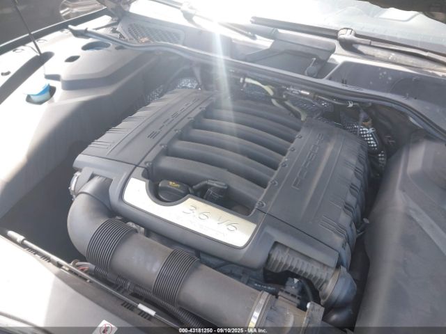 2016 PORSCHE CAYENNE WP1AA2A29GKA12061 Photo 9